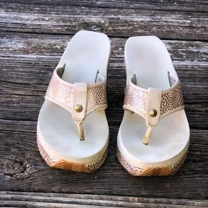 Volatile Swan flip flop wedge sandal
